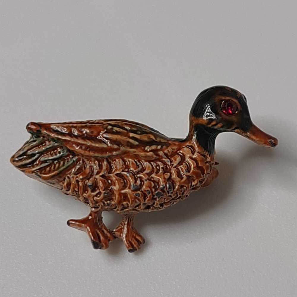 Vintage Gerry's Tiny Little Metal Cute Duck Pin